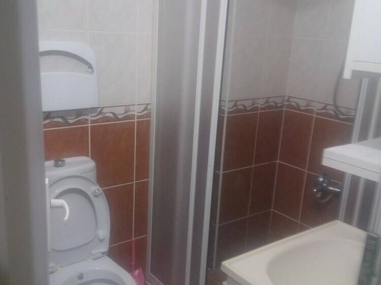 Karabina Eylül Apart