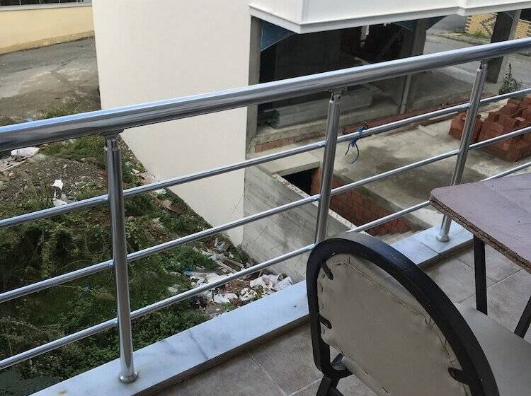 Karabina Eylül Apart