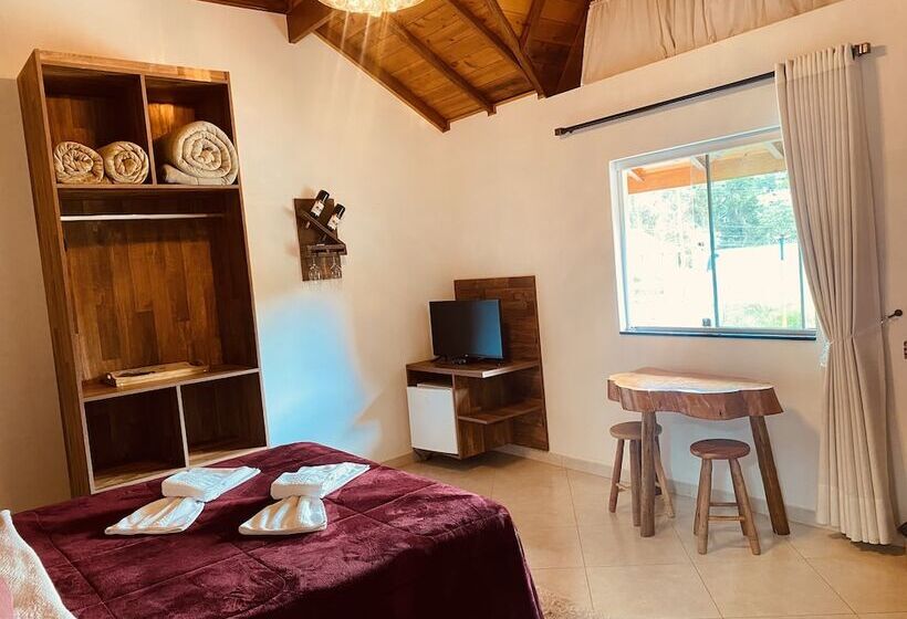 פנסיון Pousada D'avilas