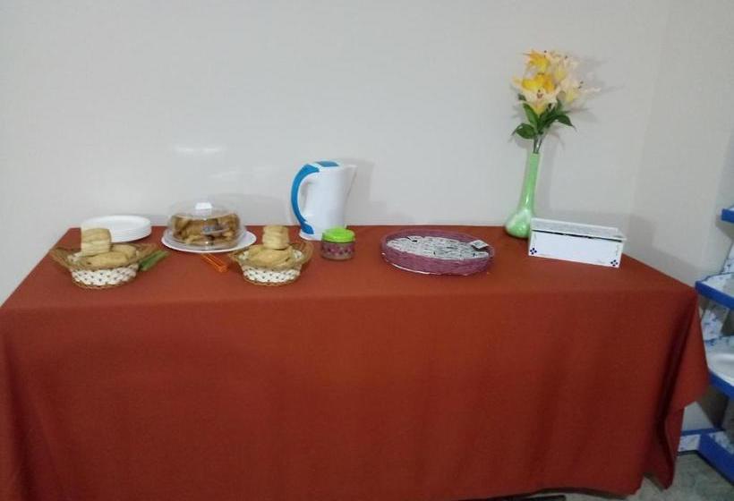 ベッドアンドブレックファースト La Gracia