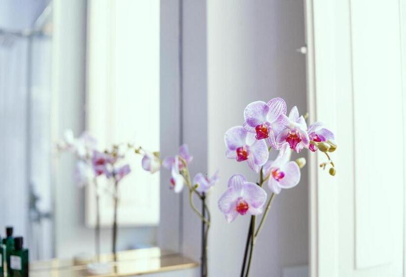 بنسيون Palazzo Dei Grifoni   Luxury Suites