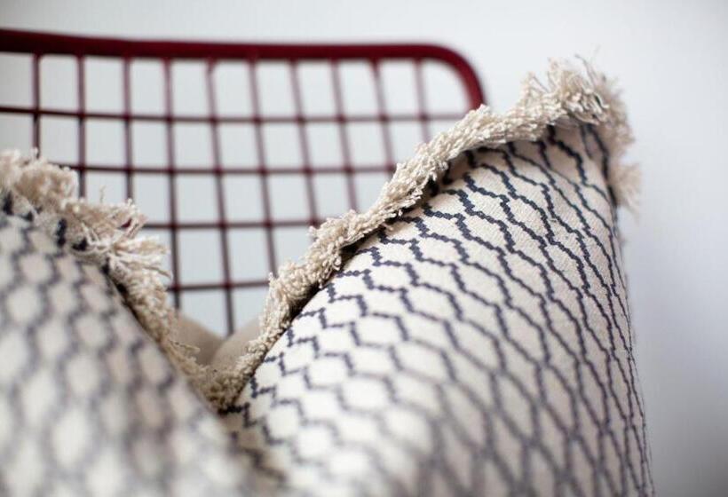 Spoke And Vine Motel