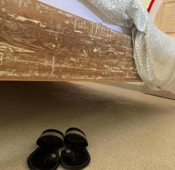 Bed and Breakfast Peekaboo Diani Beach