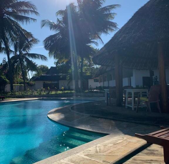 Bed and Breakfast Peekaboo Diani Beach