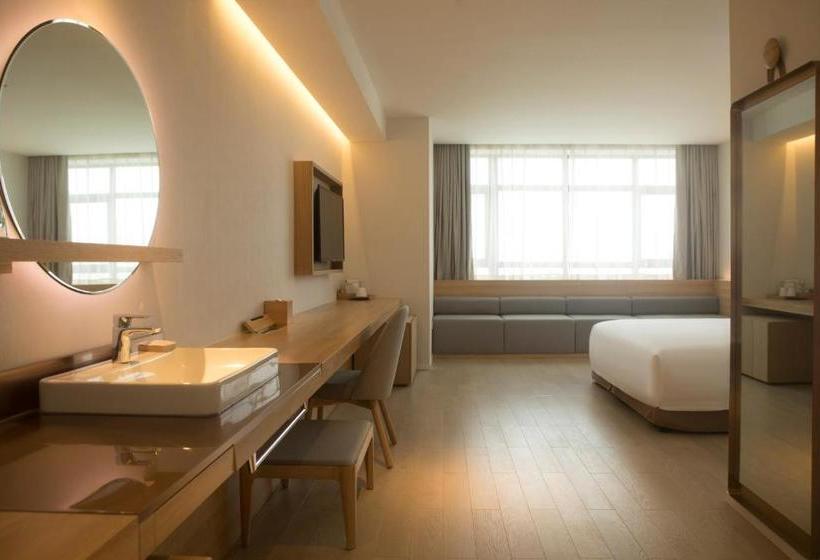 Hotel Greenland Soft Xi‘an Daminggong Branch