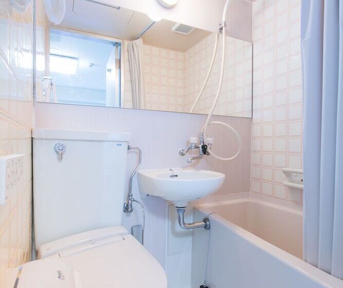 בית מלון כפרי Hiroshima Base