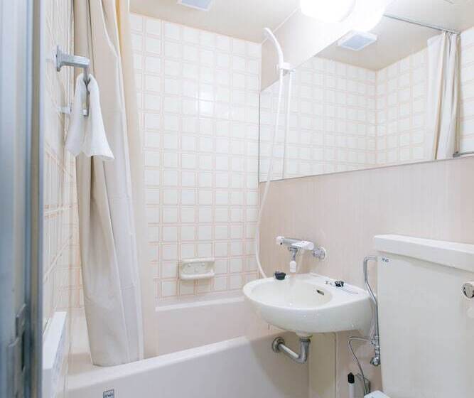 בית מלון כפרי Hiroshima Base