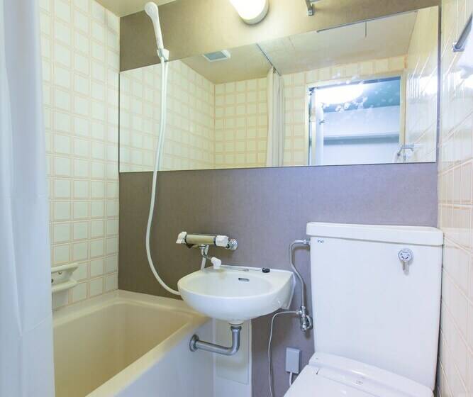 בית מלון כפרי Hiroshima Base