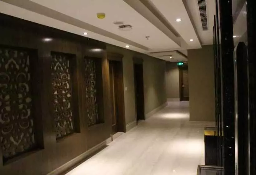 Hotelli Lamar Albait