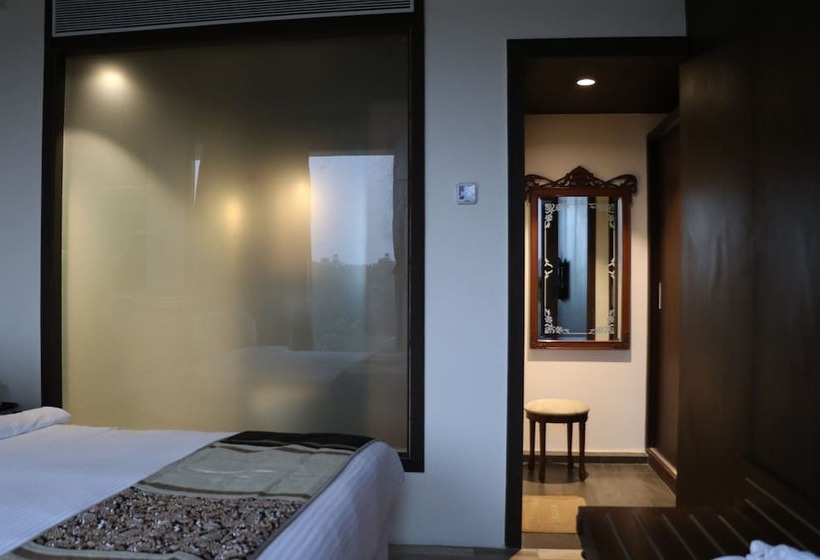 فندق Shelke S Vintage Inn