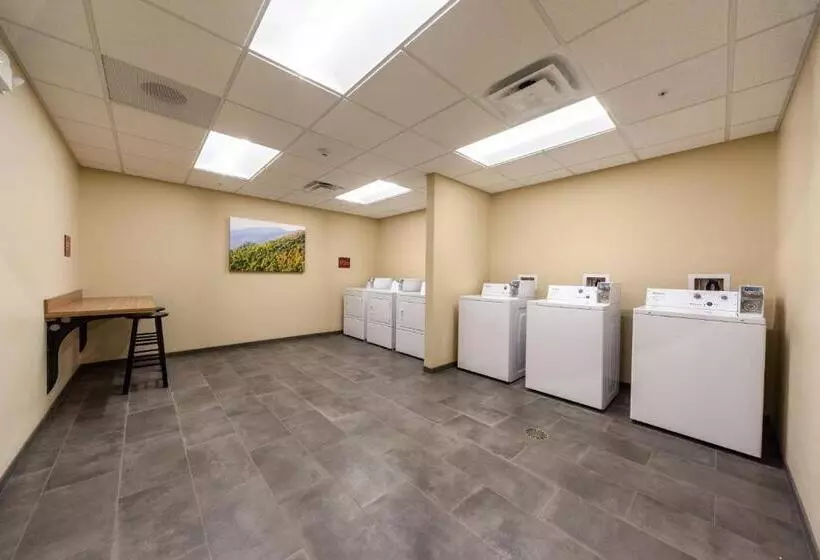 ホテル Towneplace Suites By Marriott Front Royal