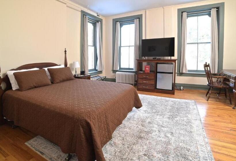 פנסיון Oneida Community Mansion House