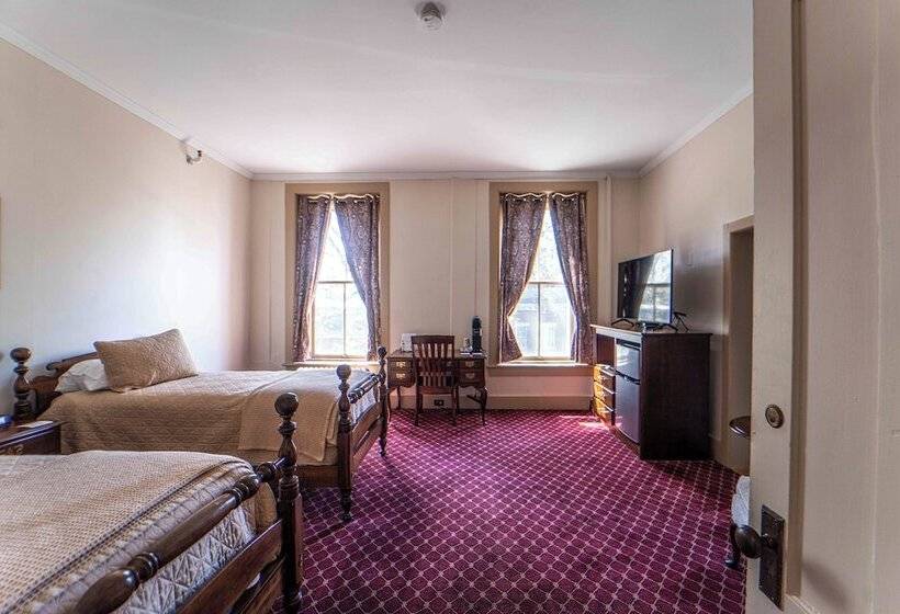 פנסיון Oneida Community Mansion House