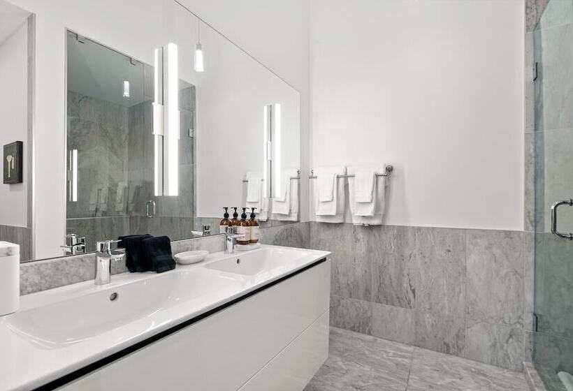 פנסיון The Cape