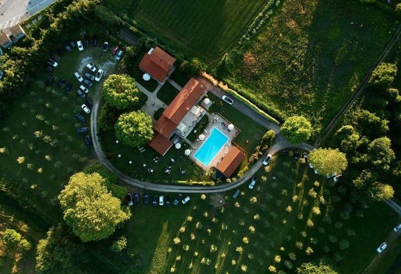 تختخواب و صبحانه Relais Villa Isabel