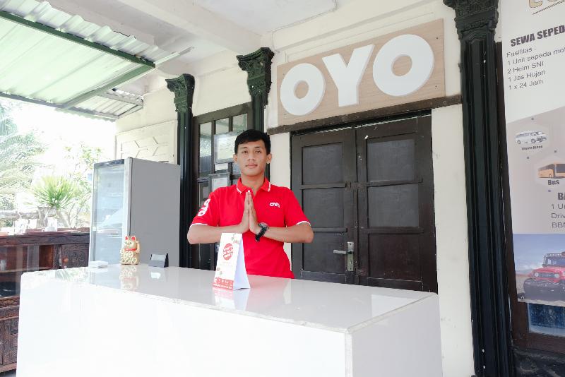 Hotel Oyo 668 Lovina Inn