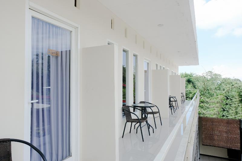 Hotel Oyo 668 Lovina Inn