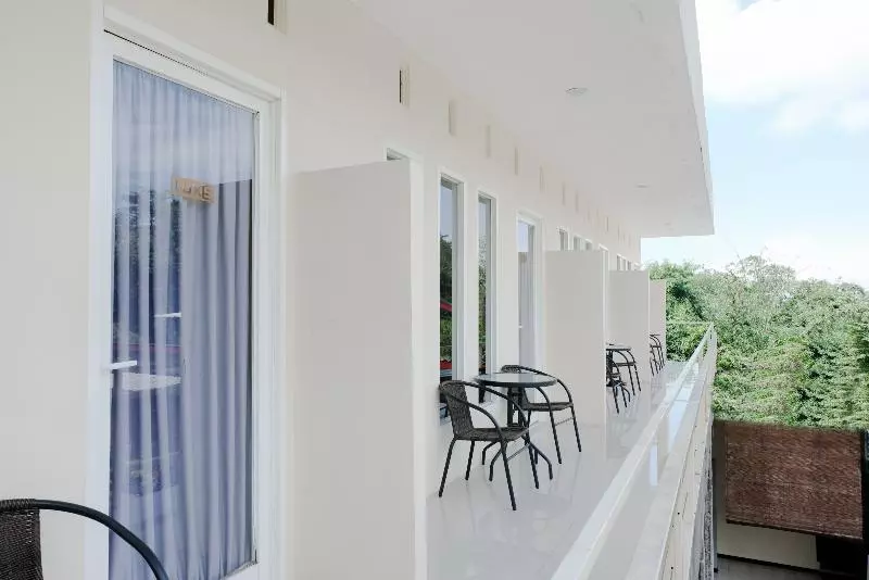 Hotel Oyo 668 Lovina Inn