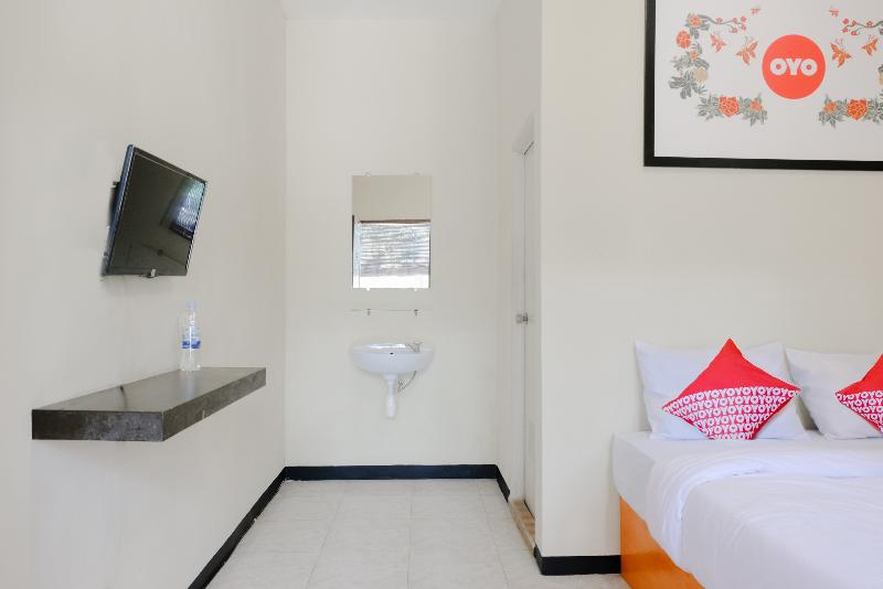 Hotel Oyo 668 Lovina Inn