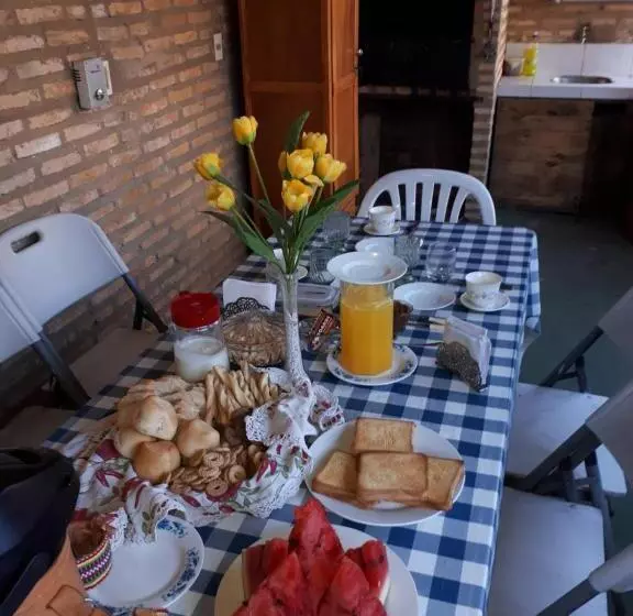 پانسیون Tu Casa