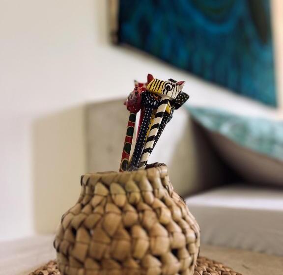 צימר Mawingu Lodge