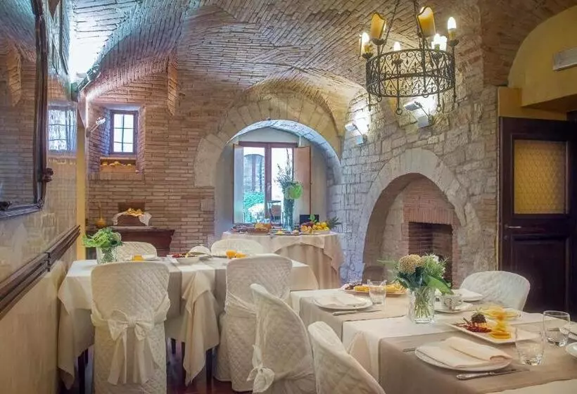 ホテル Dei Consoli