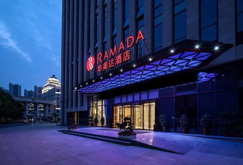 ホテル Ramada By Wyndham Wuhan Hanyang