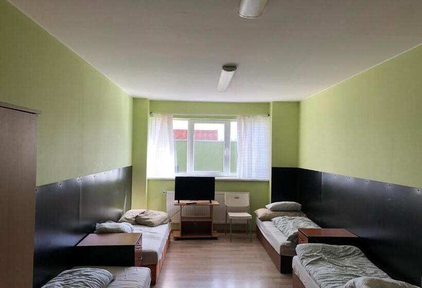 Пансион Apartments Stupava