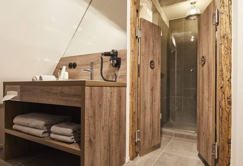 בית מלון כפרי Bachofer