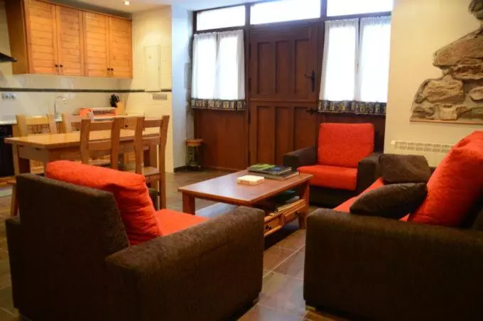 هتل Casa Peñavera Somiedo