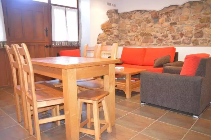 هتل Casa Peñavera Somiedo