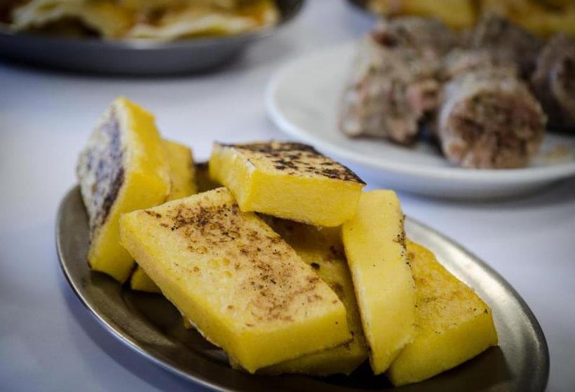 Dona Adelia Hotel E Restaurante