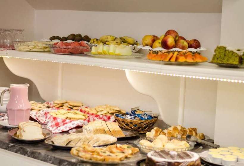 Dona Adelia Hotel E Restaurante