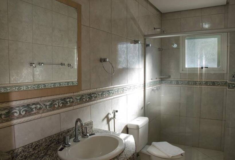 Dona Adelia Hotel E Restaurante