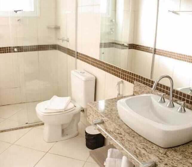 Dona Adelia Hotel E Restaurante