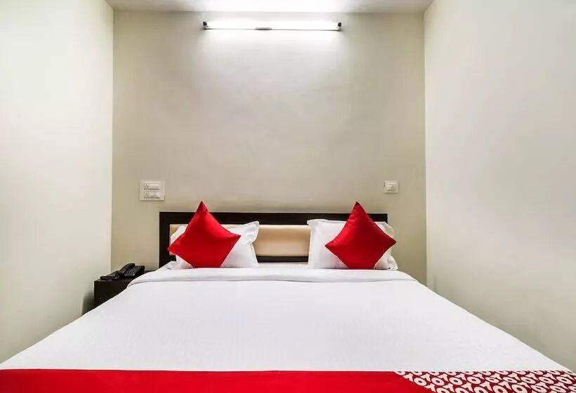 Hotelli Oyo 29000 Srk Inn