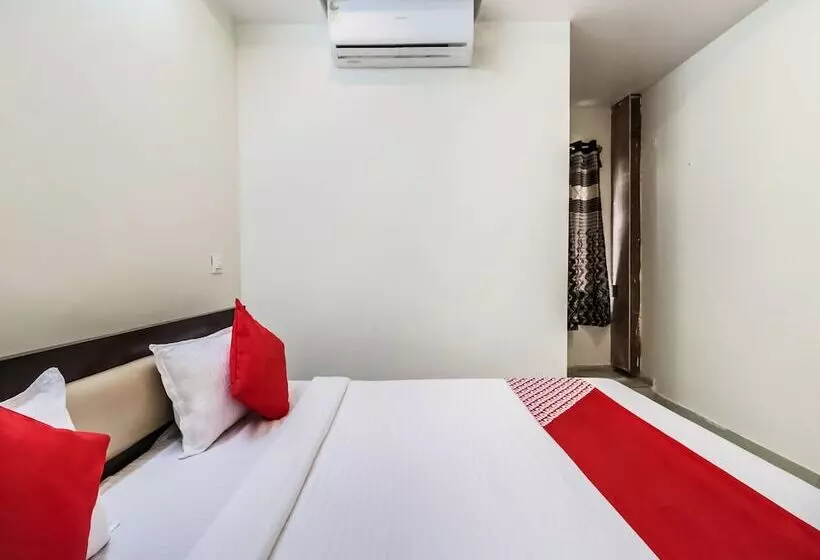 Hotelli Oyo 29000 Srk Inn