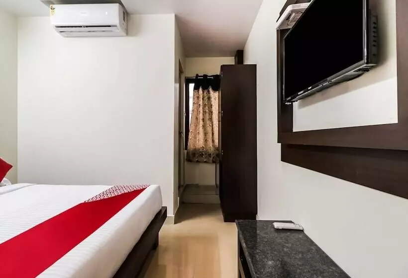 Hotelli Oyo 29000 Srk Inn