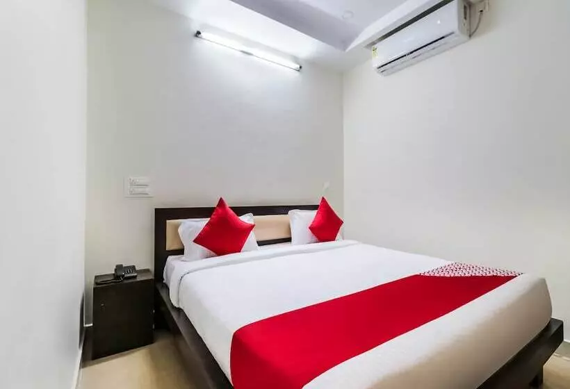 Hotelli Oyo 29000 Srk Inn