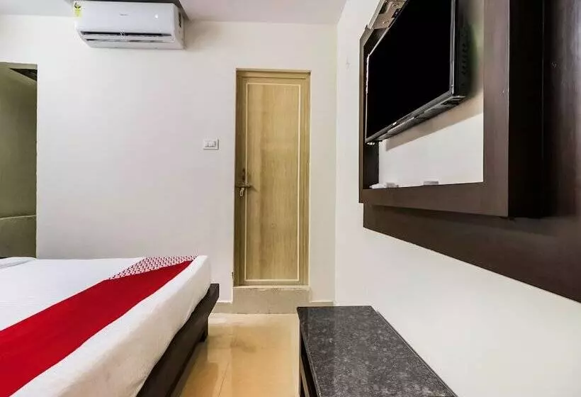 Hotelli Oyo 29000 Srk Inn