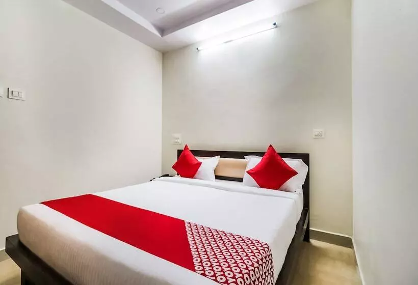 Hotelli Oyo 29000 Srk Inn