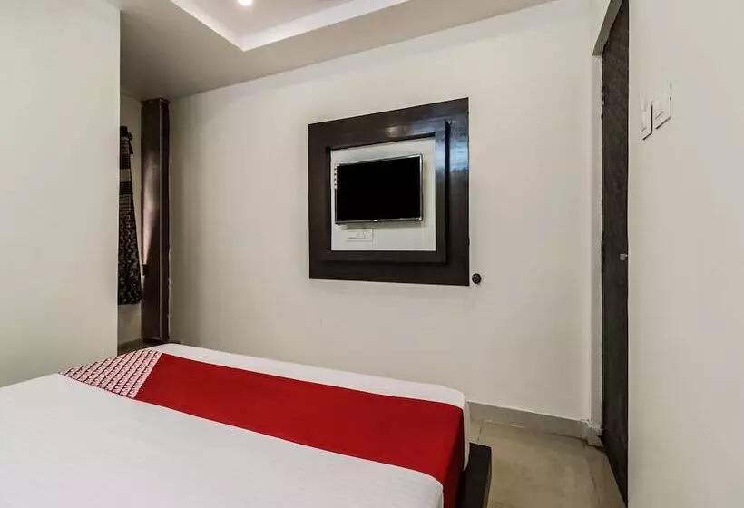 Hotelli Oyo 29000 Srk Inn
