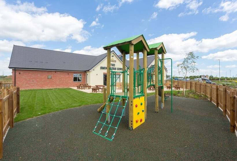 Hotel Smugglers Cove, Clacton On Sea By Marston's Inns