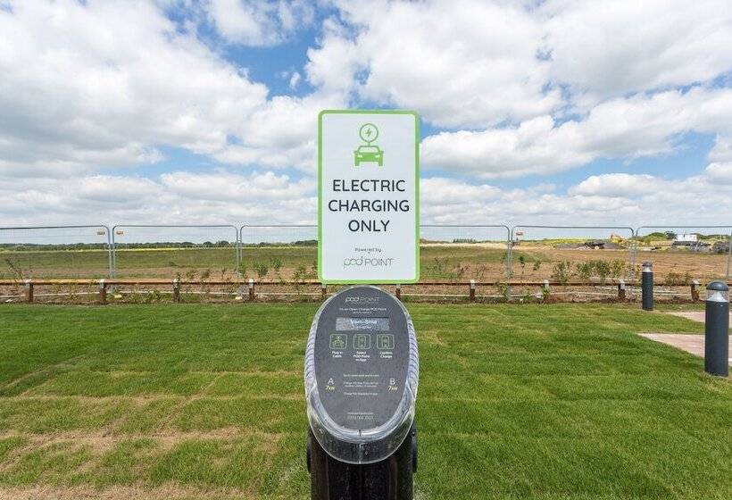 Hotel Smugglers Cove, Clacton On Sea By Marston's Inns