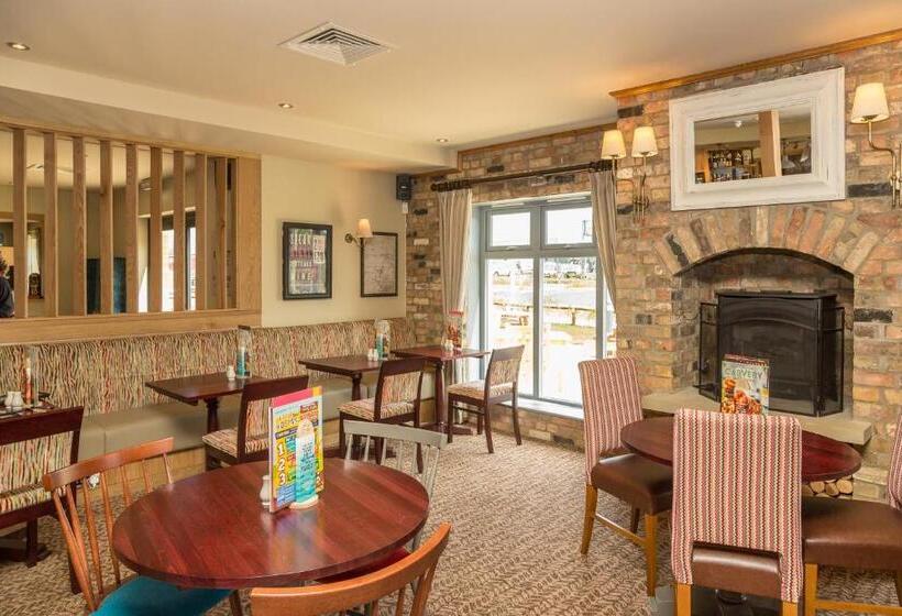 Hotel Smugglers Cove, Clacton On Sea By Marston's Inns