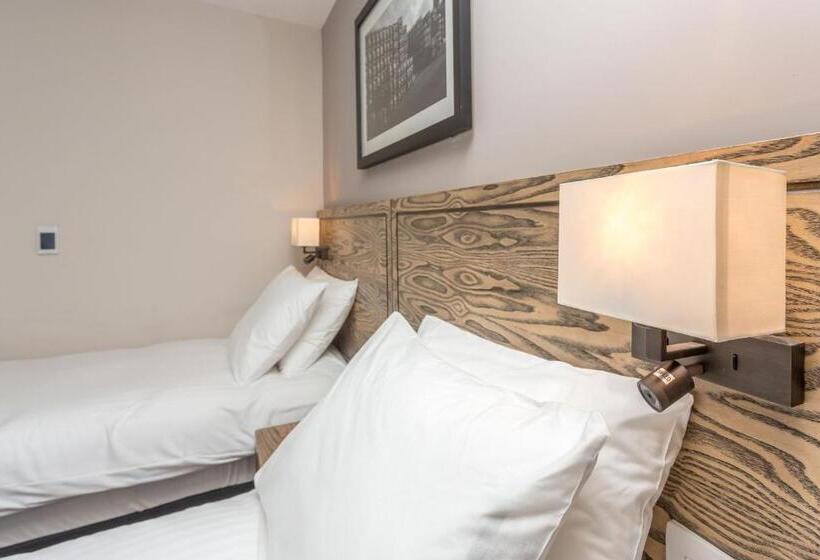 Hotel Smugglers Cove, Clacton On Sea By Marston's Inns