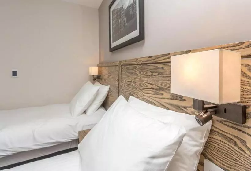 Hotel Smugglers Cove, Clacton On Sea By Marston's Inns