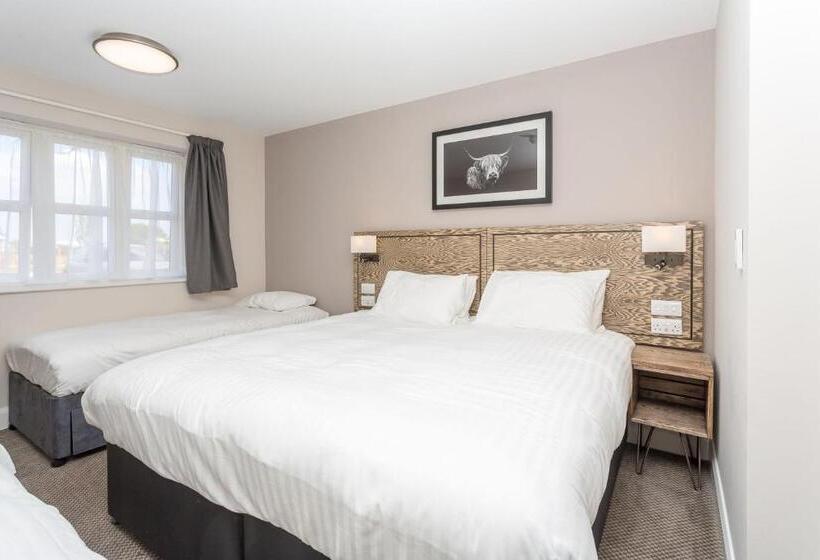 Hotel Smugglers Cove, Clacton On Sea By Marston's Inns