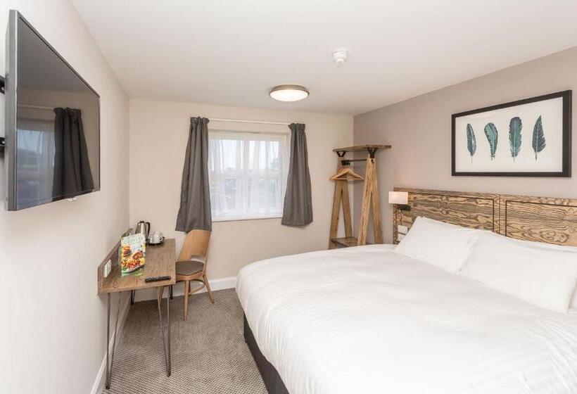 Hotel Smugglers Cove, Clacton On Sea By Marston's Inns