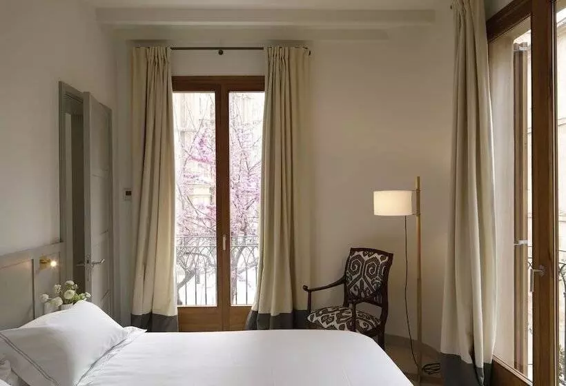 ホテル Vila Damunt